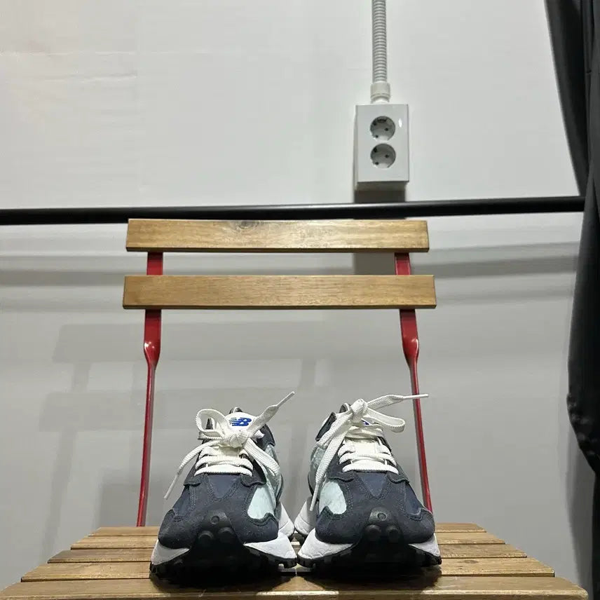 [BUNJANG] New Balance 327 Navy Sneakers / 230) 뉴발란스 운동화 여성 여자 신발 327 네이비 스니커즈