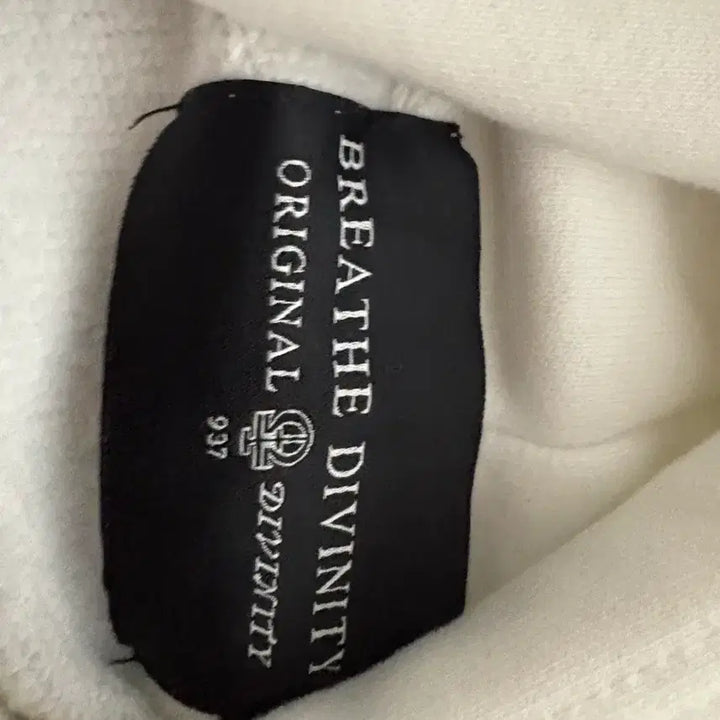 [BUNJANG] breathedivinity White Hoodie / breathedivinity 화이트 후드티