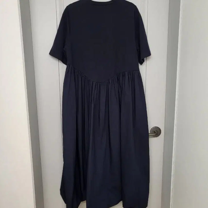 [SOLD OUT] COS 코스 네이비 원피스