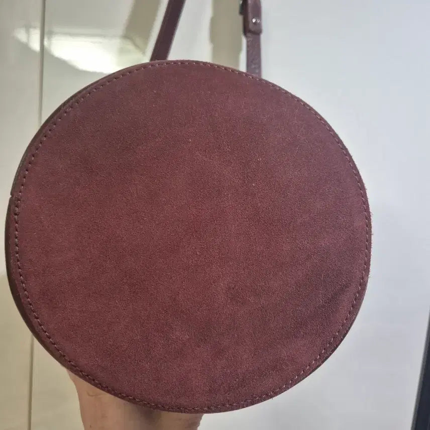 [BUNJANG] Dr. Martens Bucket Bag Leather Shoulder Bag / 닥터마틴 버킷백 가죽 숄더백 버건디