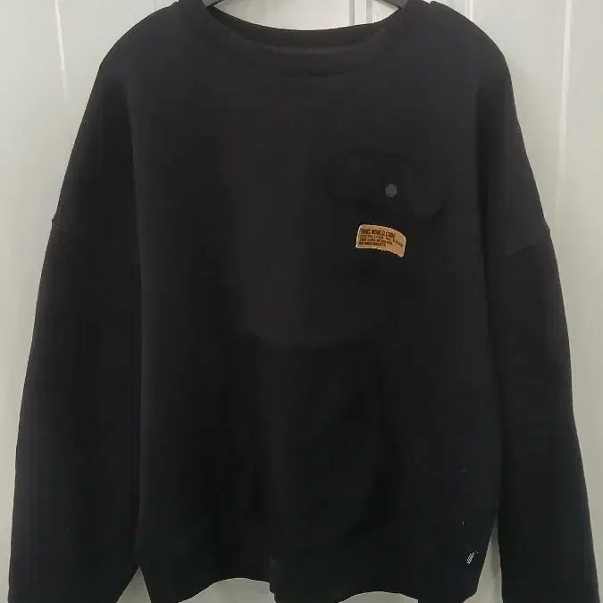 [BUNJANG] Vans Black Sweatshirt (M Size) - Minor Stain / 반스 블랙 맨투맨 M사이즈 앞면손톱만한얼룩 저렴