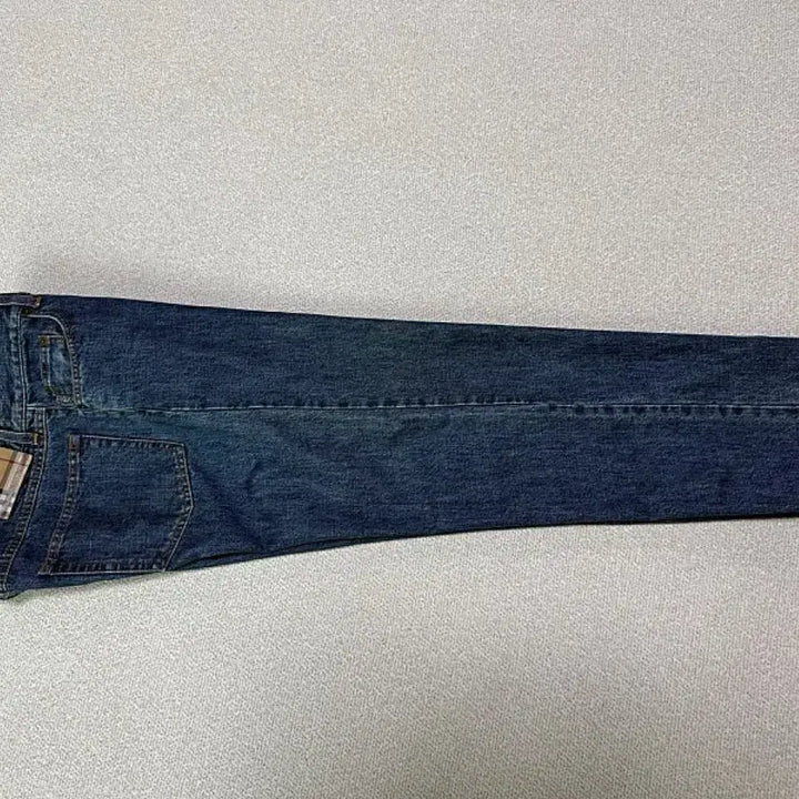[SOLD OUT] 버버리 청바지 남성용 34인치