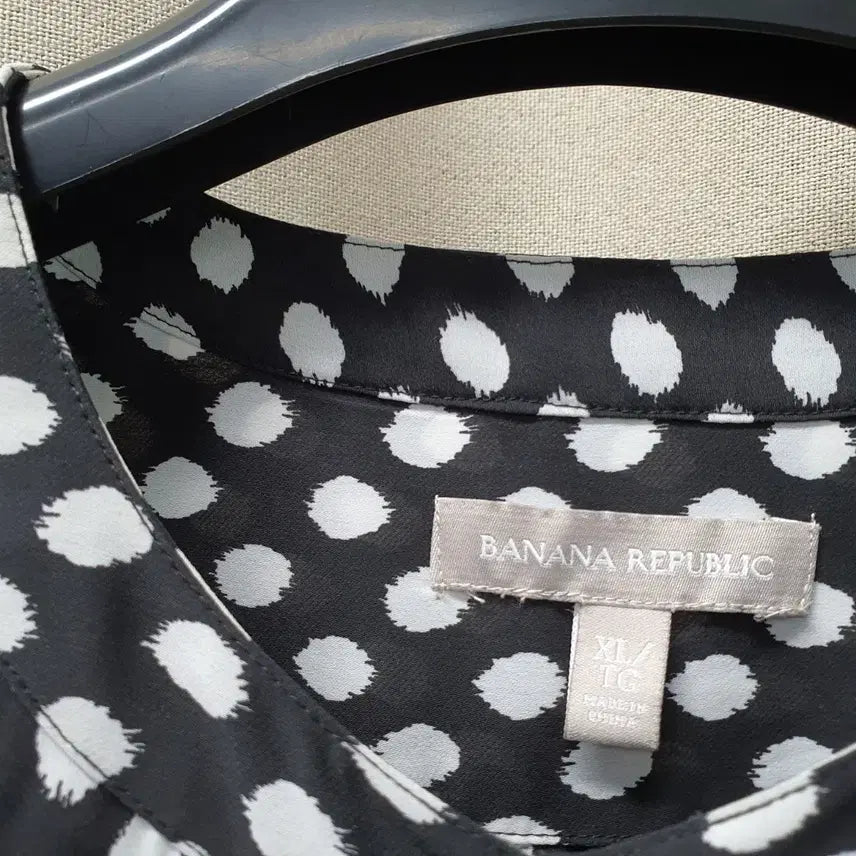 [BUNJANG] Banana Republic Dot Blouse Shirt / 바나나리퍼블릭 도트 셔츠 블라우스