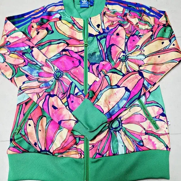 [BUNJANG] Adidas Supergirl Track Top Flower Jersey / 아디다스 슈퍼걸 트랙탑 플라워 져지 초레어템  폴1322