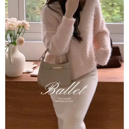 [BUNJANG] Fervit Ballet Soft Shoulder Silhouette Knit Top / 퍼빗 발렛 여리 숄더 실루엣 퍼니트 연분홍 핑크