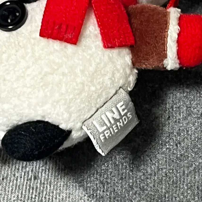 [BUNJANG] Line Friends Brown Snowman Doll Keyring / 라인프렌즈 브라운 스노우맨 인형 키링 판매