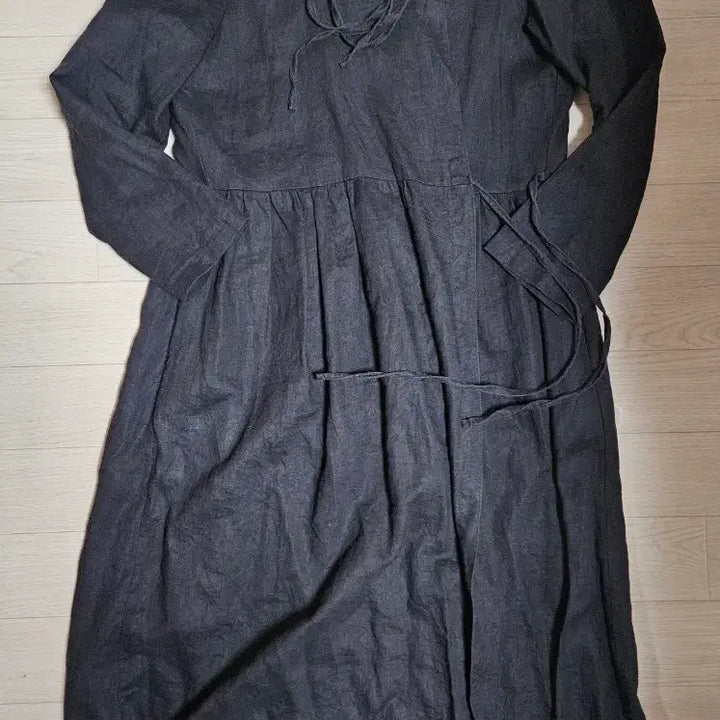 [BUNJANG] Momogarden Black Linen Dress / 모모가든 블랙 린넨 원피스 55~66