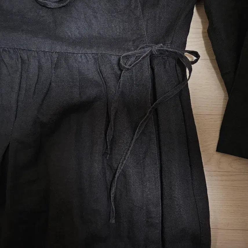 [BUNJANG] Momogarden Black Linen Dress / 모모가든 블랙 린넨 원피스 55~66