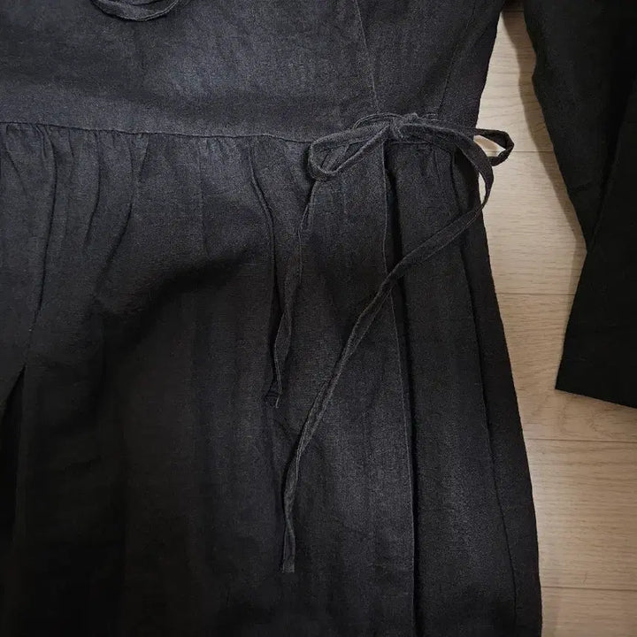 [BUNJANG] Momogarden Black Linen Dress / 모모가든 블랙 린넨 원피스 55~66