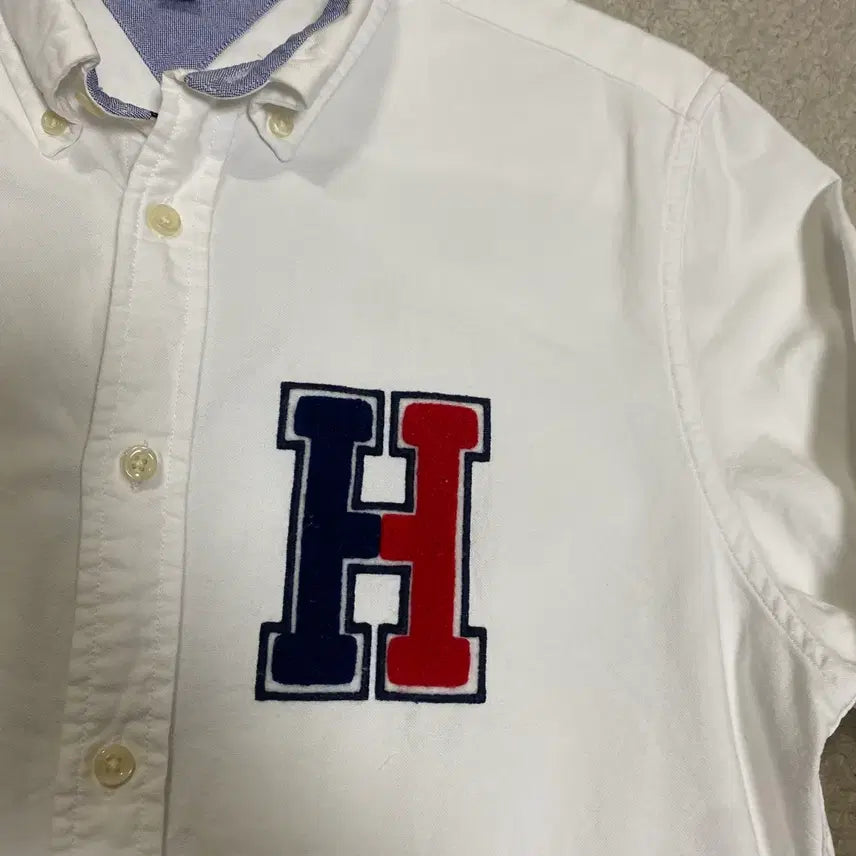 [SOLD OUT] 타미힐피거 화이트 긴팔 셔츠 H로고 s