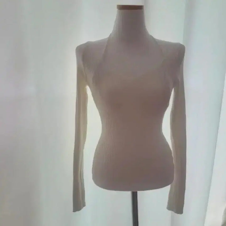 [BUNJANG] Halter Neck T-shirt / 홀터넥티셔츠