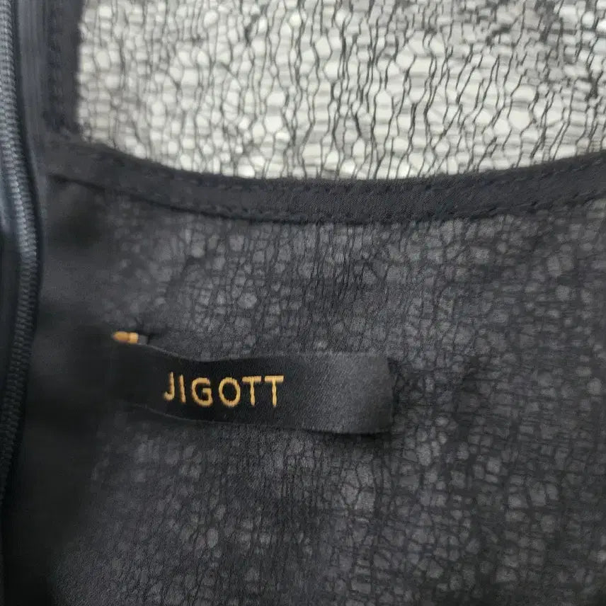 [BUNJANG] Zigot Black See-through Blouse / 지고트 블랙 시스루 블라우스