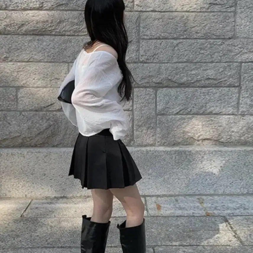 [BUNJANG] Anyone More Linen Loose-Fit Twist Blouse (White) / 애니원모어 오싯 린넨 루즈핏 꼬임 블라우스(화이트) 러블리 모리걸 에스닉