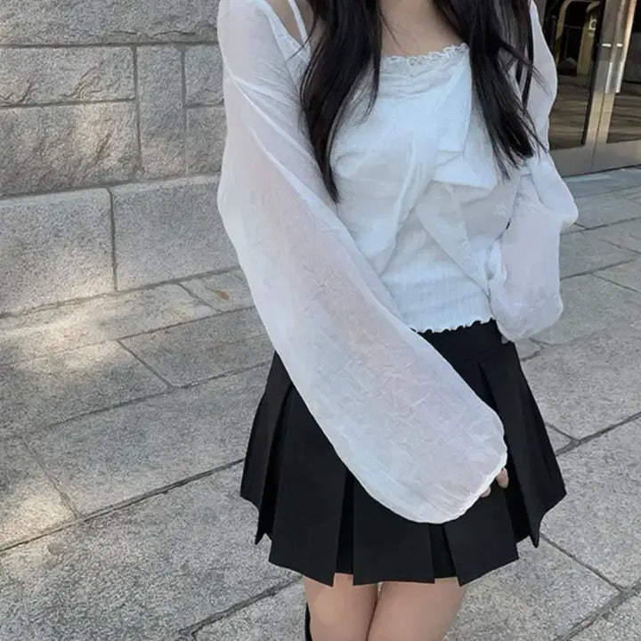 [BUNJANG] Anyone More Linen Loose-Fit Twist Blouse (White) / 애니원모어 오싯 린넨 루즈핏 꼬임 블라우스(화이트) 러블리 모리걸 에스닉