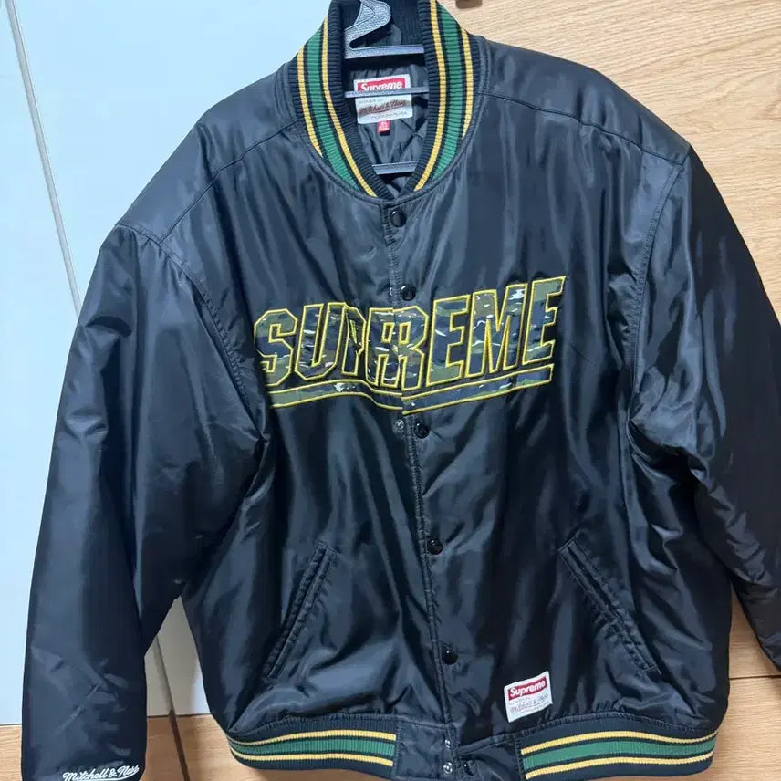 [BUNJANG] Supreme Mitchell &amp; Ness Camo Varsity Jacket - Black / 슈프림 미첼앤네스 카모 바시티 자켓 블랙