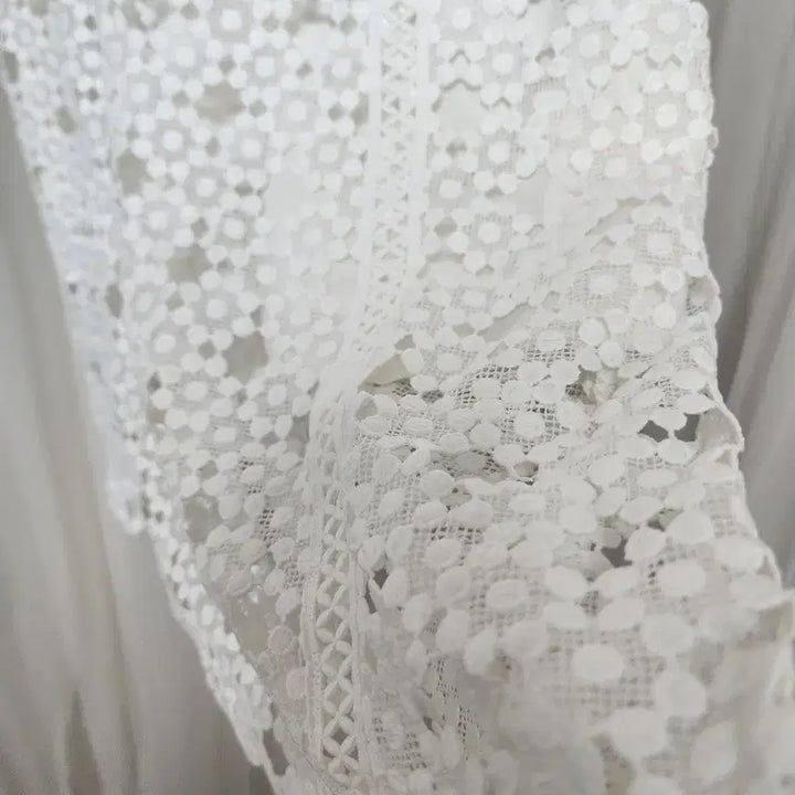 [BUNJANG] Plastic Island White Lace Long Dress / 플라스틱아일랜드 화이트 레이스 원피스