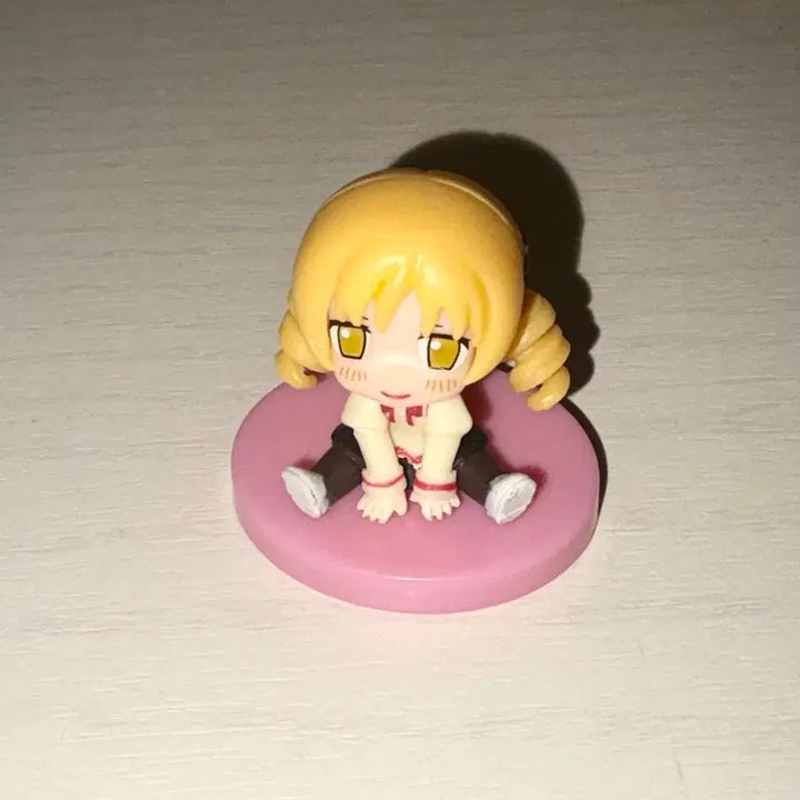 [BUNJANG] Madoka Magica Tomoe Mami Mini Lawson Figure / 마마마 토모에 마미 미니 로손 피규어