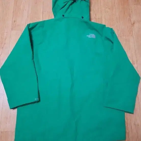 [BUNJANG] The North Face Hyvent Green Hooded Functional Jacket / 노스페이스 하이벤트 바람막이 기능성 후드 자켓, 그린색(초록색),105