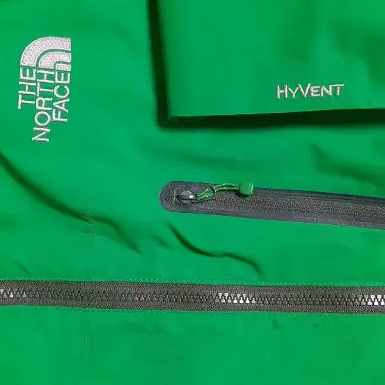 [BUNJANG] The North Face Hyvent Green Hooded Functional Jacket / 노스페이스 하이벤트 바람막이 기능성 후드 자켓, 그린색(초록색),105