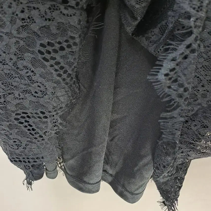 [SOLD OUT] DIVIDCDI 블랙 레이스 롱 슬리브 원피스