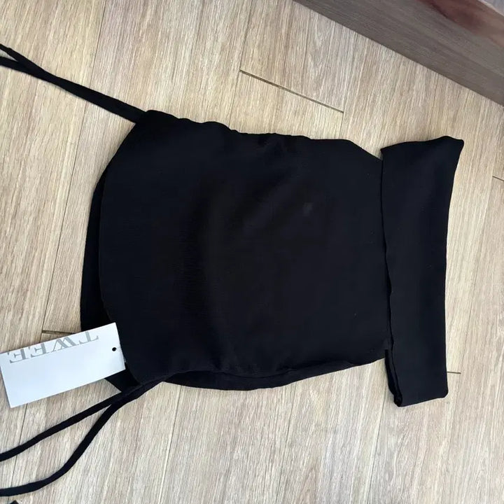 [BUNJANG] Off-shoulder Top and Skirt Set / 오프숄더 티셔츠/치마 스커트 판매합니다
