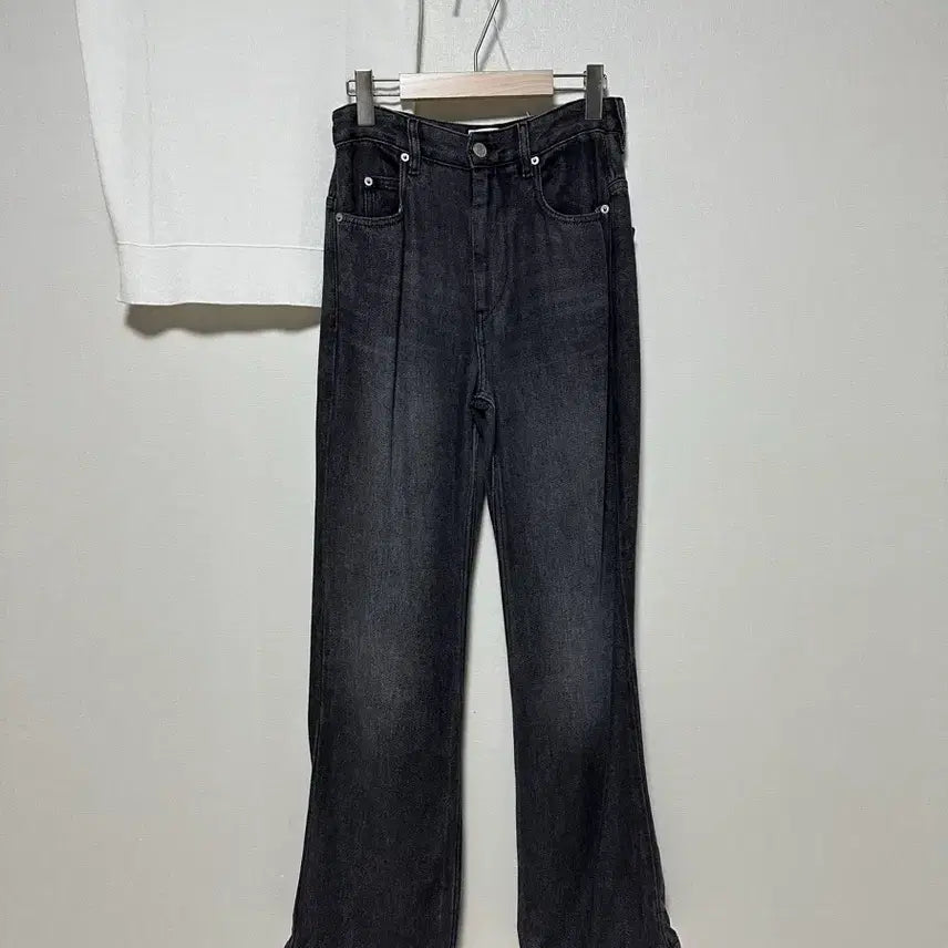 [BUNJANG] Isabel Marant 23 Black Denim Bell Bottom Pants / 이자벨마랑23 흑청 벨보텀 데님 팬츠