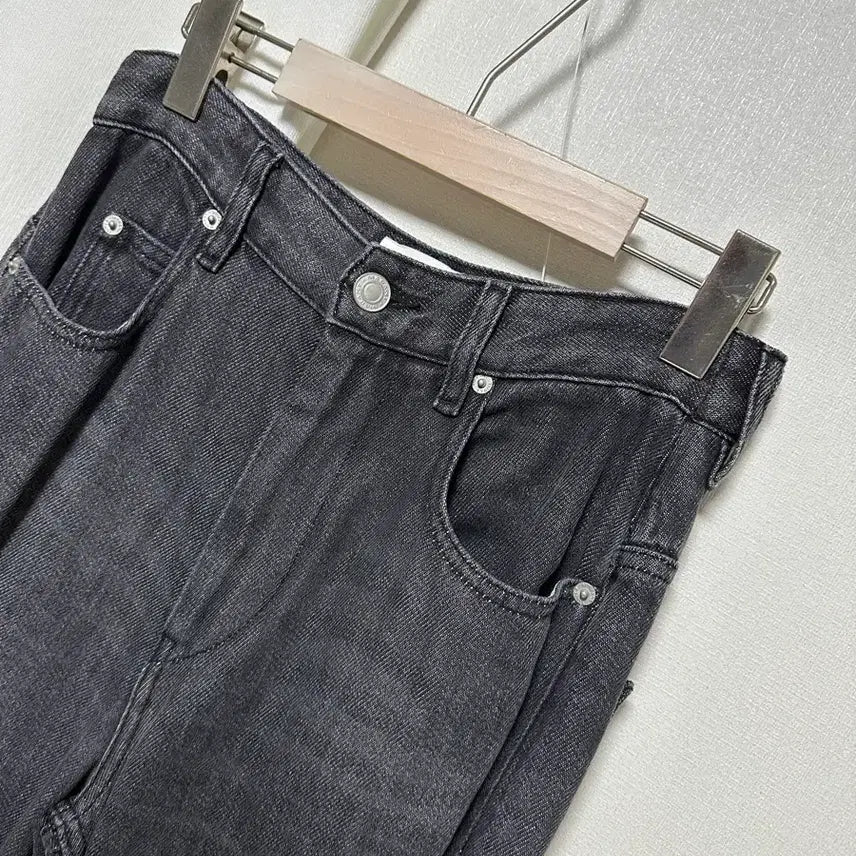 [BUNJANG] Isabel Marant 23 Black Denim Bell Bottom Pants / 이자벨마랑23 흑청 벨보텀 데님 팬츠