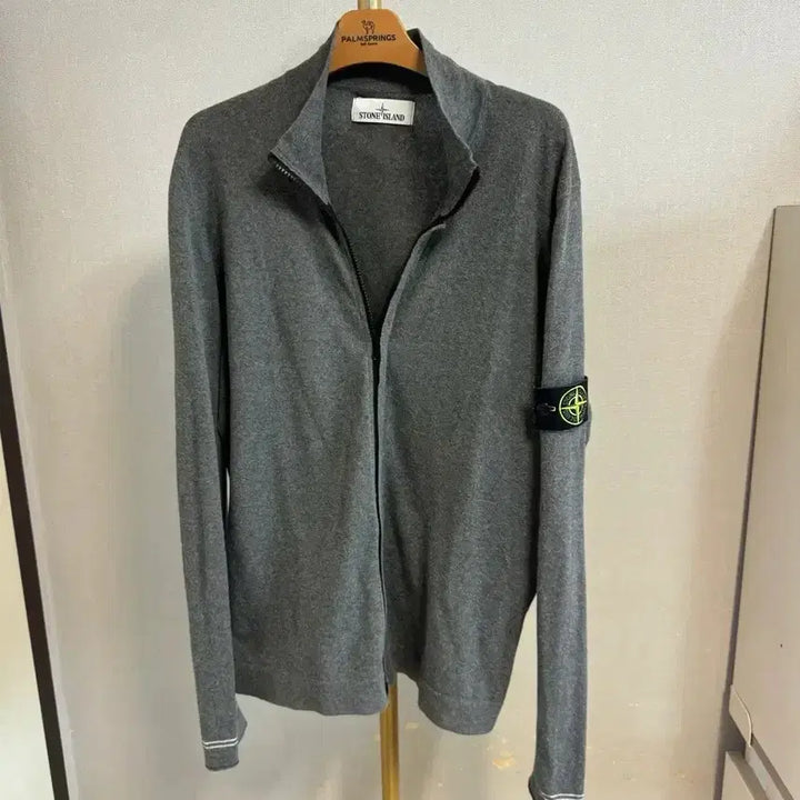 [SOLD OUT] [정품 , L사이즈] 스톤아일랜드 집업 그레이
