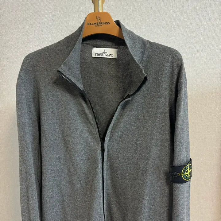 [SOLD OUT] [정품 , L사이즈] 스톤아일랜드 집업 그레이