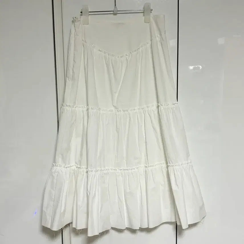 [SOLD OUT] 글로니 롱스커트 화이트