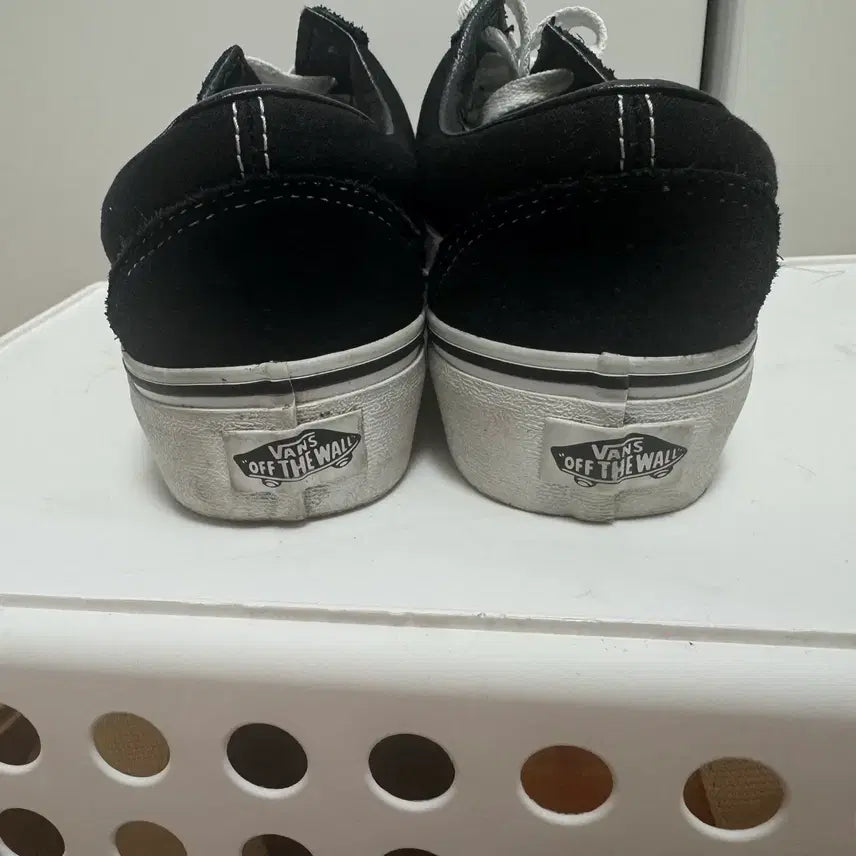 [BUNJANG] Vans Old Skool Black Sneakers / 235 반스 올드스쿨 블랙