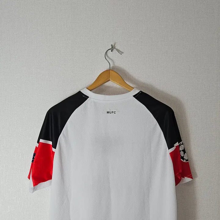 [SOLD OUT] 10-11 나이키 맨유 챔스 결승 유니폼 져지 반팔 선수지급용 XL