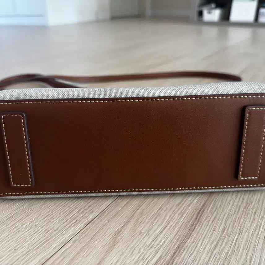 [BUNJANG] Beanpole Fine Shoulder Bag (Brown) / [빈폴] ACC 파인 숄더백 브릭 (브라운)