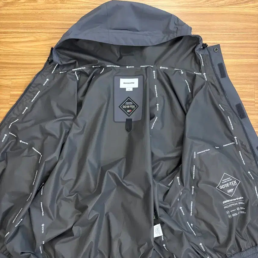 [SOLD OUT] (L) 디스이즈네버댓 고어택스 자켓