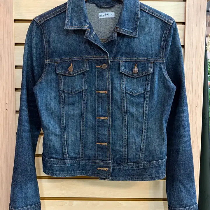 [BUNJANG] Gap 1969 Denim Jacket Raw Vintage Wash / 갭 1969 데님 자켓 생지 빈티지워싱