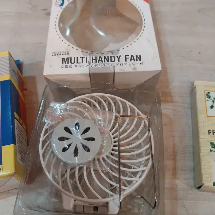 [BUNJANG] Unused Japanese Tire Puncture Lock &amp; Mini USB Fan / 미사용 일제 타이어 펑크락, 미니 선풍기 등