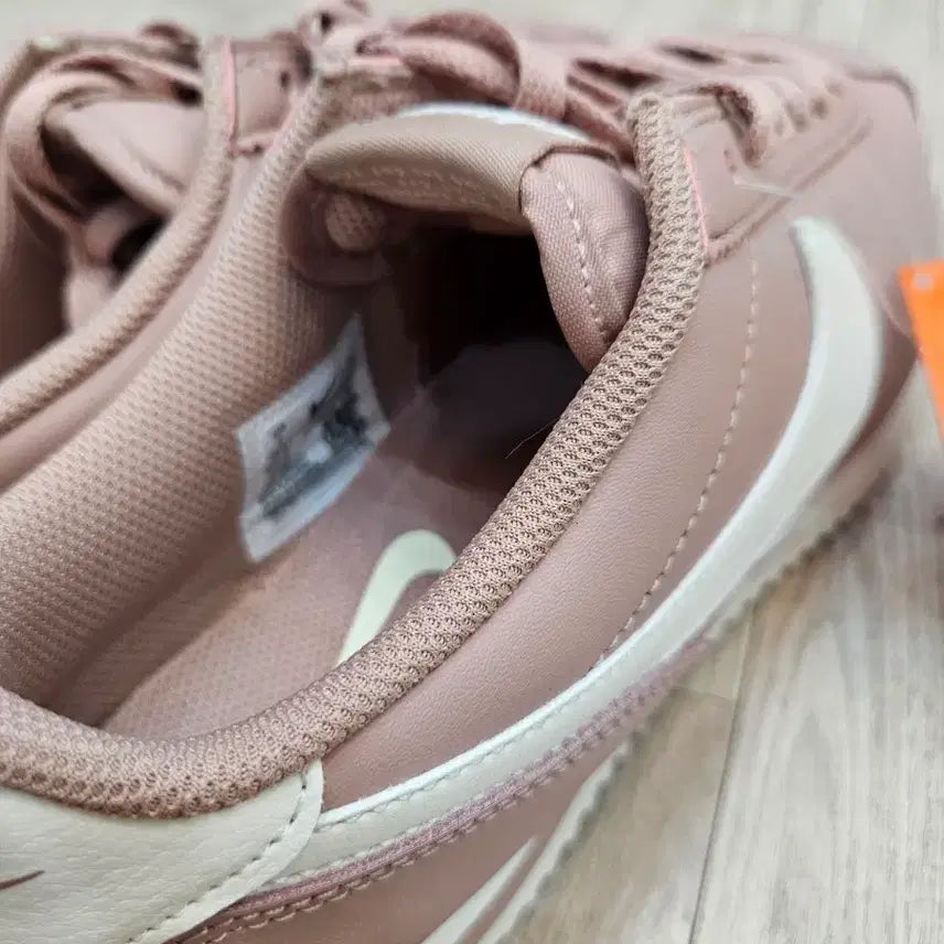 [BUNJANG] Nike Cortez Particle Pink Leather Sneakers / 나이키 코르테즈 파티클핑크