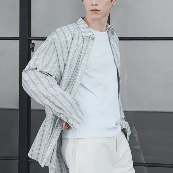 [BUNJANG] Drawfit Heizy Pencil Stripe Shirt (Sky Blue) M / 드로우핏 헤이지 팬슬 스트라이프 셔츠 (SKY BLUE) M사이즈