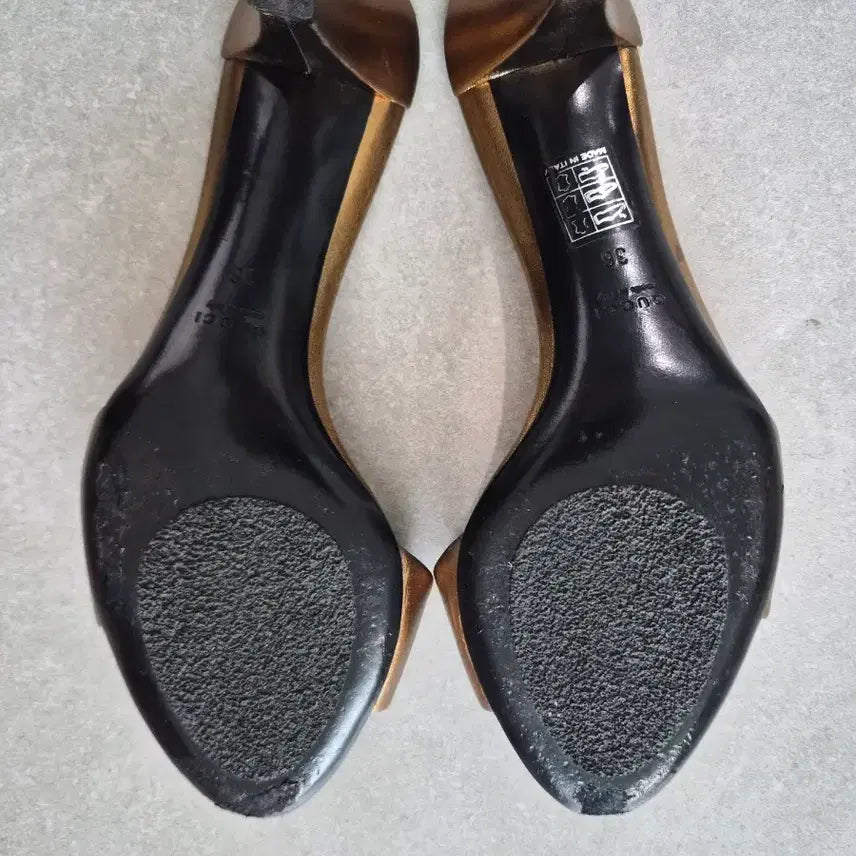 [BUNJANG] Gucci Slippers Sandals 36 / 구찌 슬리퍼 샌들 36사이즈