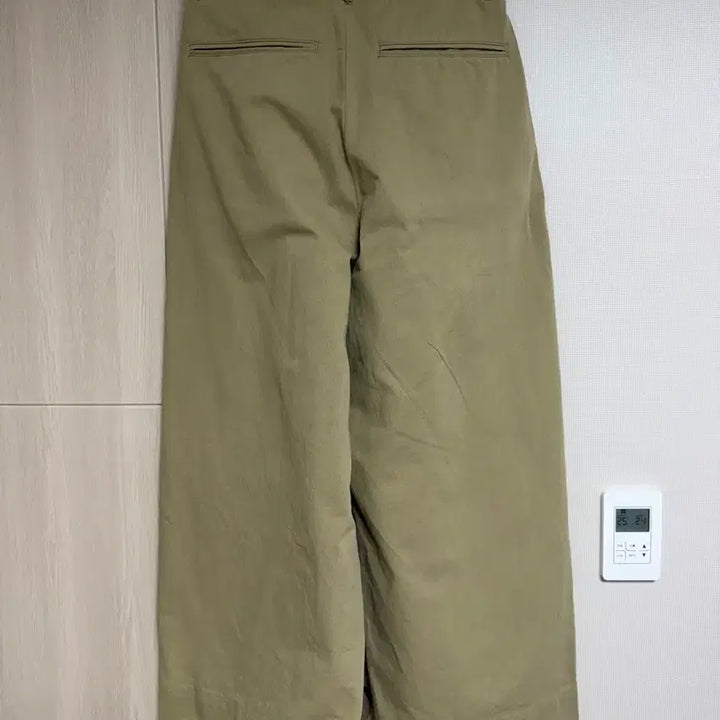 [BUNJANG] Leje Wide Baggy Pants Beige 30 / 르제 WIDE BAGGY PANTS_BEIGE 30
