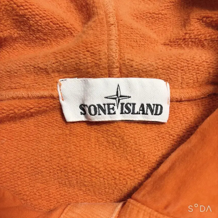 [BUNJANG] Stone Island Two-Button Orange Hoodie M / 스톤아일랜드 투버튼 오렌지 후드티 M
