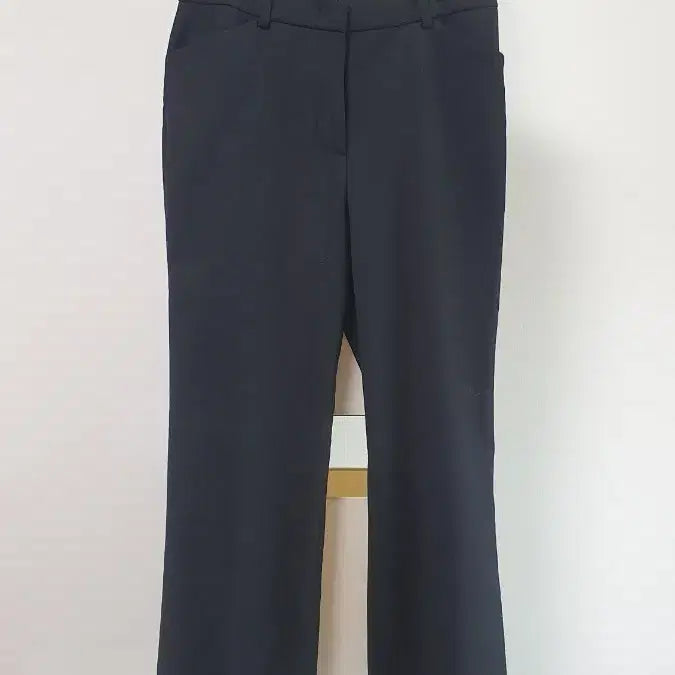 [BUNJANG] Frontrow Black Straight Fit Women&