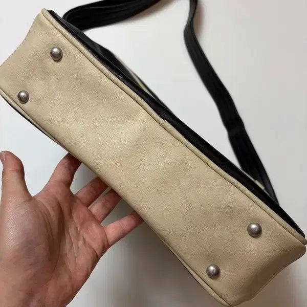 [SOLD OUT] 슈퍼드라이 24ss 오리지널 크로스백 Q1538