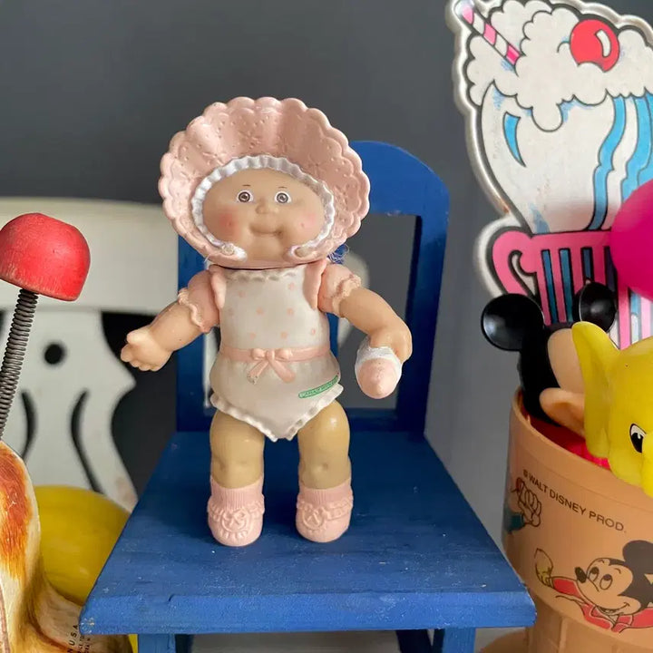 [BUNJANG] 1984s Beige Bonnet Cabbage Patch Kid Figure / 1984s/레어한 베이지컬러 보넷 양배추피규어(rare)