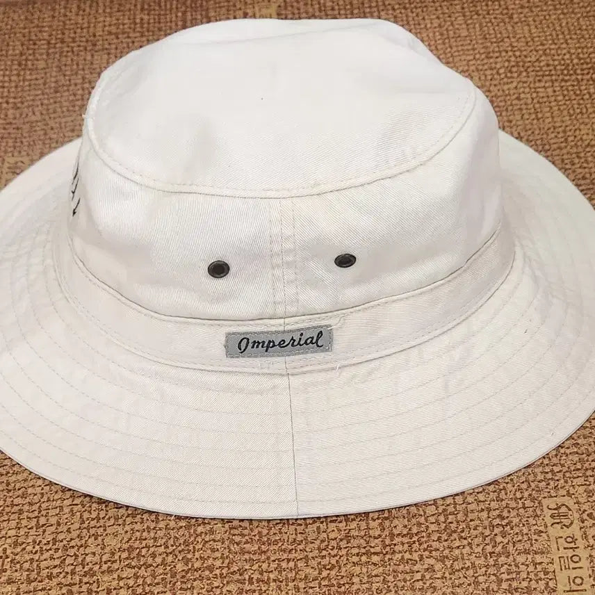 [SOLD OUT] 빈티지 Doral 아이보리 버킷햇 골프 모자