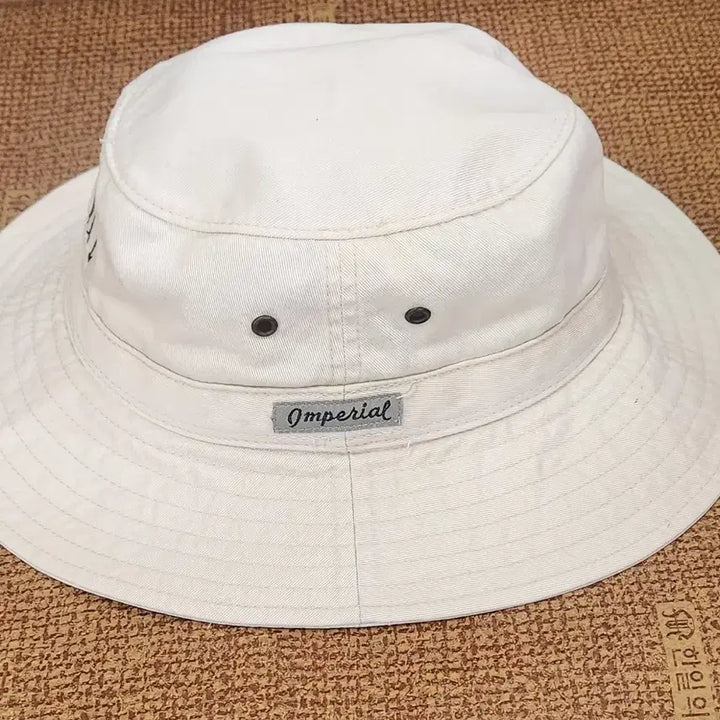[SOLD OUT] 빈티지 Doral 아이보리 버킷햇 골프 모자