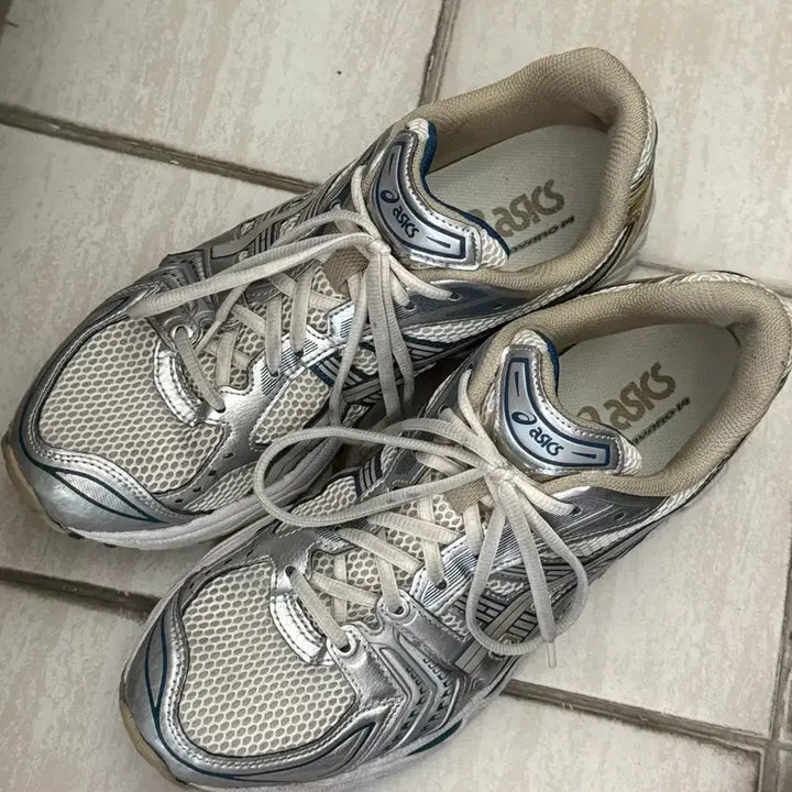 [BUNJANG] Asics Gel Kayano 14 Cream Pure Silver Sneakers / 아식스 젤 카야노 14 크림 퓨어 실버