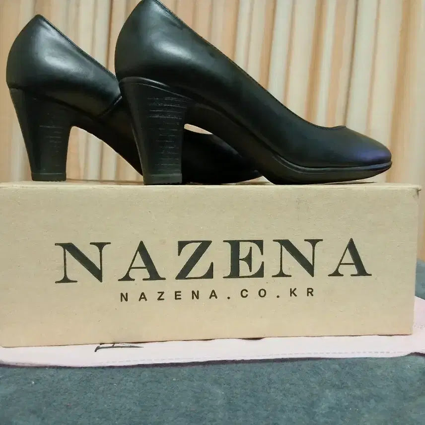 [BUNJANG] NAZENA Black Pumps Heels 230mm / NAZENA 나즈나 블랙  펌프스힐  230 굽7cm 구두