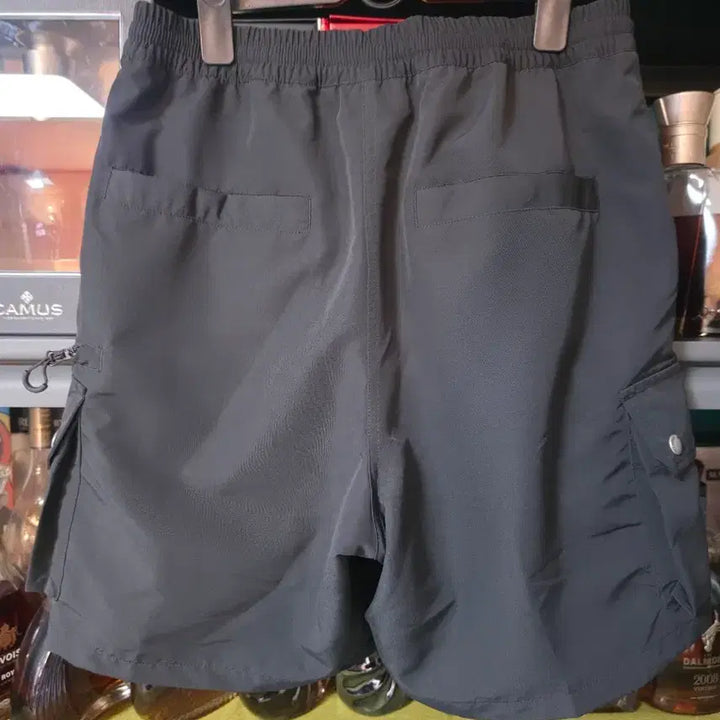 [SOLD OUT] 칼하트 블랙 카고 반바지 M