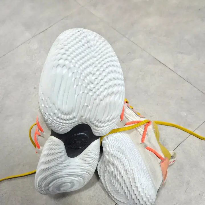 [BUNJANG] Under Armour Curry Flow Cozy Basketball Shoes 255 / 언더아머 커리 플로우 코지 농구화 255